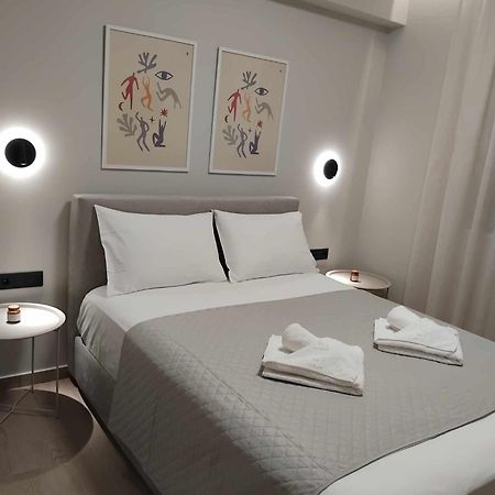 Simple, Calm And Luxurious Apartamento Calamata Exterior foto