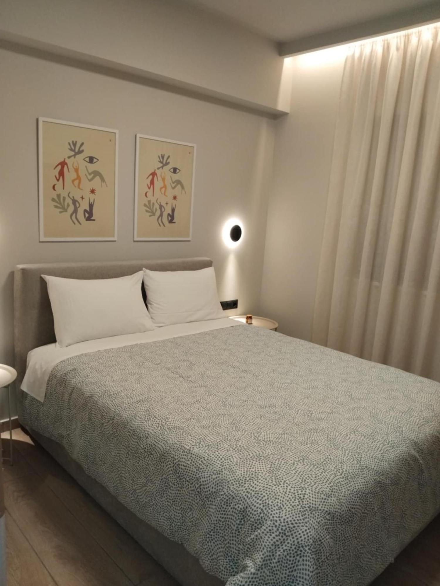 Simple, Calm And Luxurious Apartamento Calamata Exterior foto
